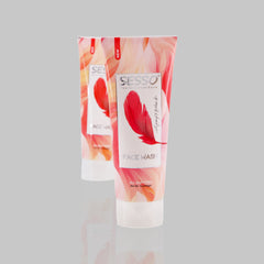 Sesso Glowing Feather Face Wash